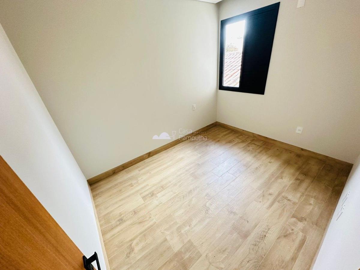 Casa, Jaraguá, 4 Quartos, 3 Vagas, 1 Suíte