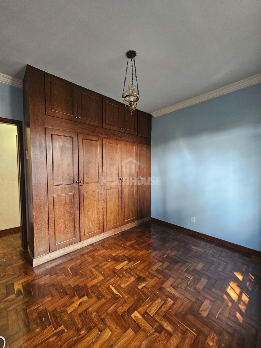 Casa, Itapoã, 3 Quartos, 6 Vagas, 1 Suíte