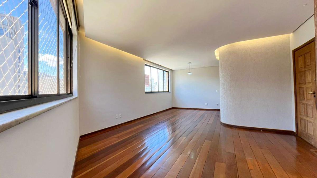 Apartamento, Cruzeiro, 4 Quartos, 2 Vagas, 1 Suíte