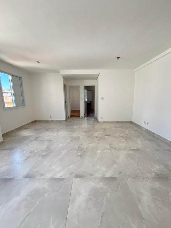 Apartamento, Sagrada Família, 3 Quartos, 2 Vagas, 1 Suíte