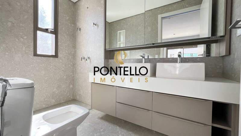 Apartamento, Cruzeiro, 4 Quartos, 3 Vagas, 2 Suítes