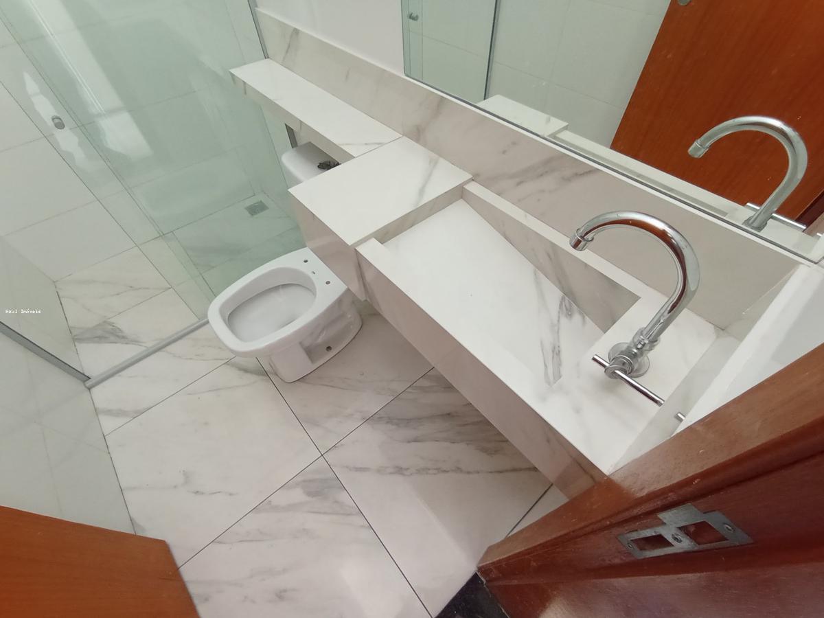 Casa, Rio Branco, 3 Quartos, 2 Vagas, 1 Suíte