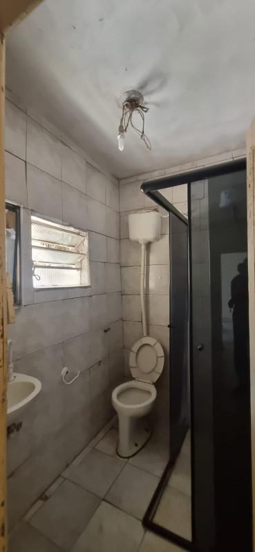 Casa, Sagrada Família, 5 Quartos, 0 Vaga, 1 Suíte