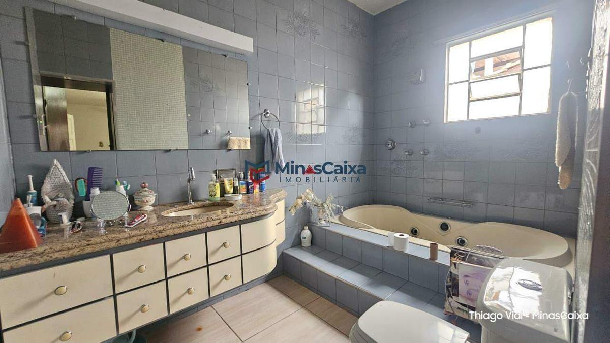 Casa, São José, 3 Quartos, 2 Vagas, 1 Suíte