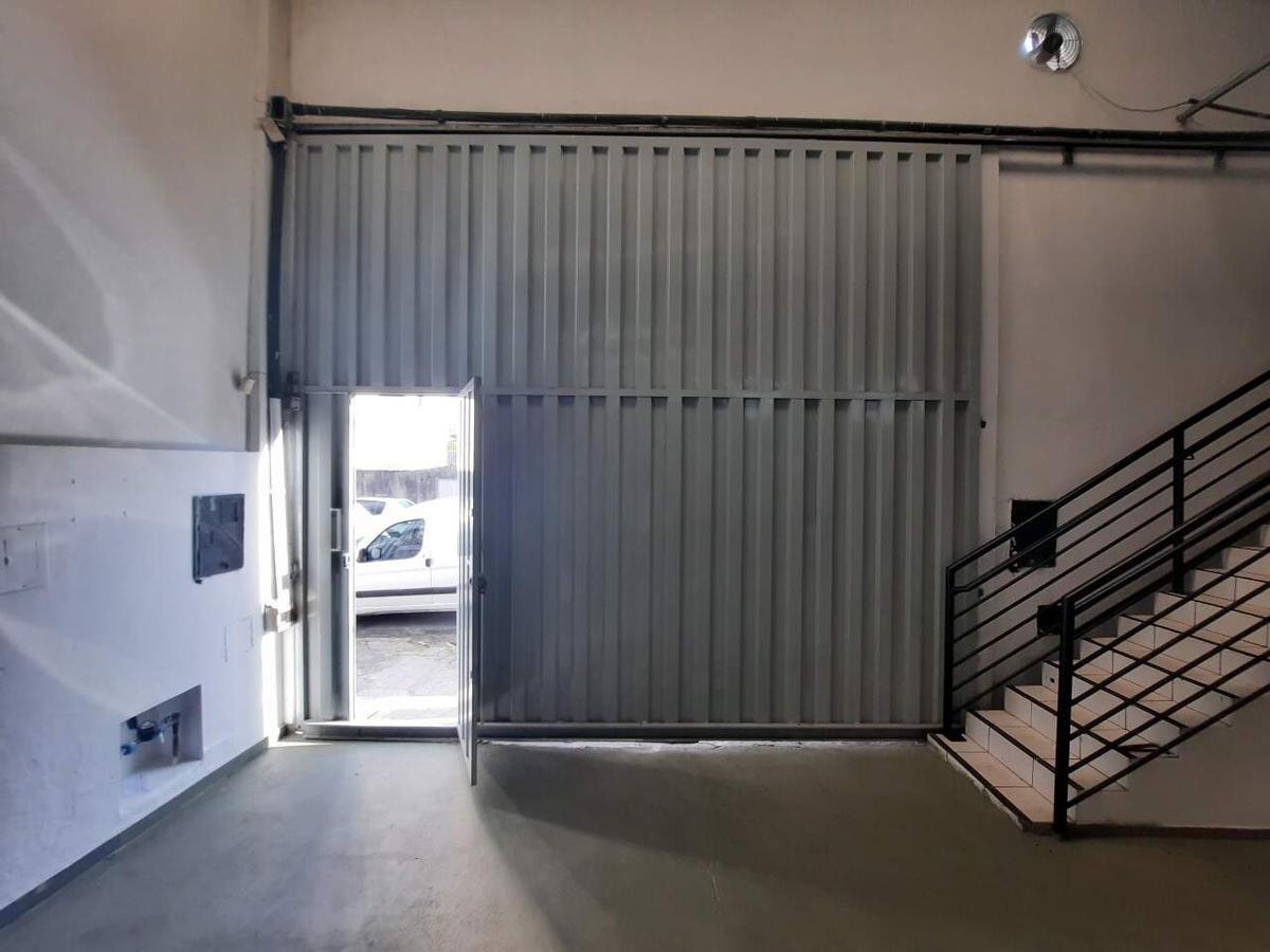 Galpão, Padre Eustáquio