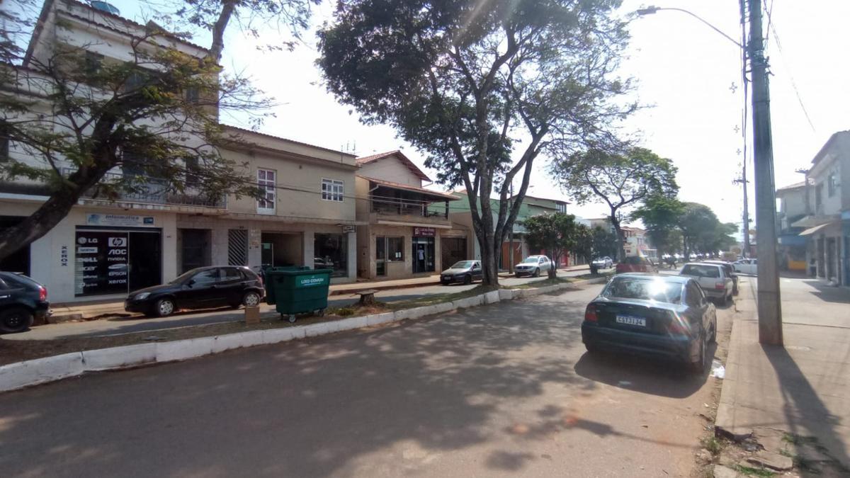 Casa, Centro, 3 Quartos, 0 Vaga