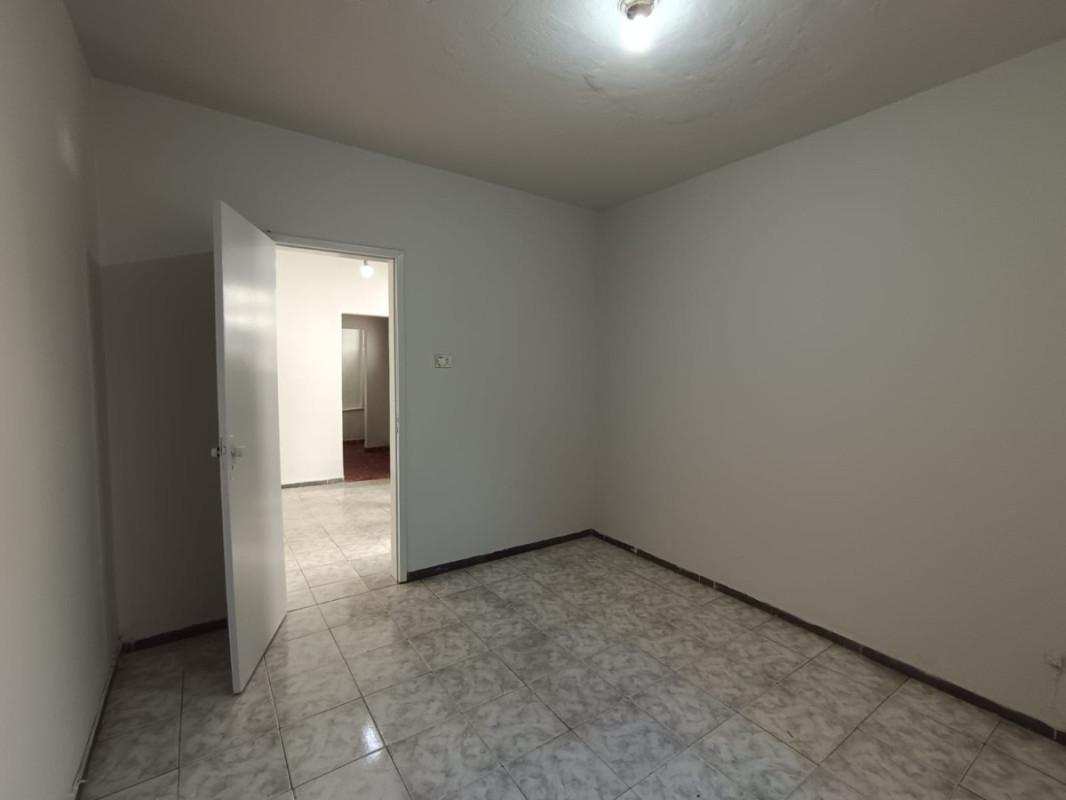 Casa, Sagrada Família, 1 Quarto, 0 Vaga