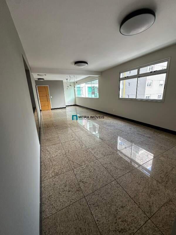 Apartamento, Funcionários, 4 Quartos, 2 Vagas, 1 Suíte