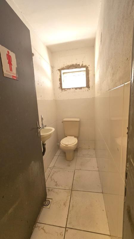 Galpão, Prado, 0 Quarto, 9 Vagas