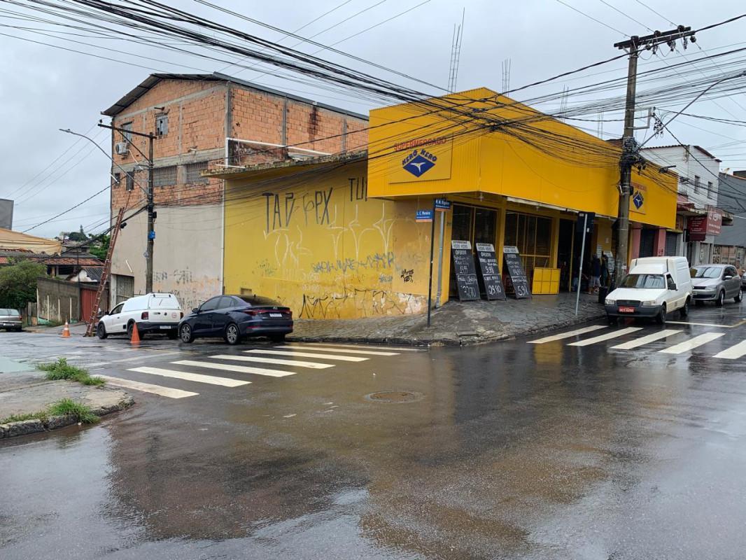 Andar, Pedra Azul, 2 Quartos, 5 Vagas