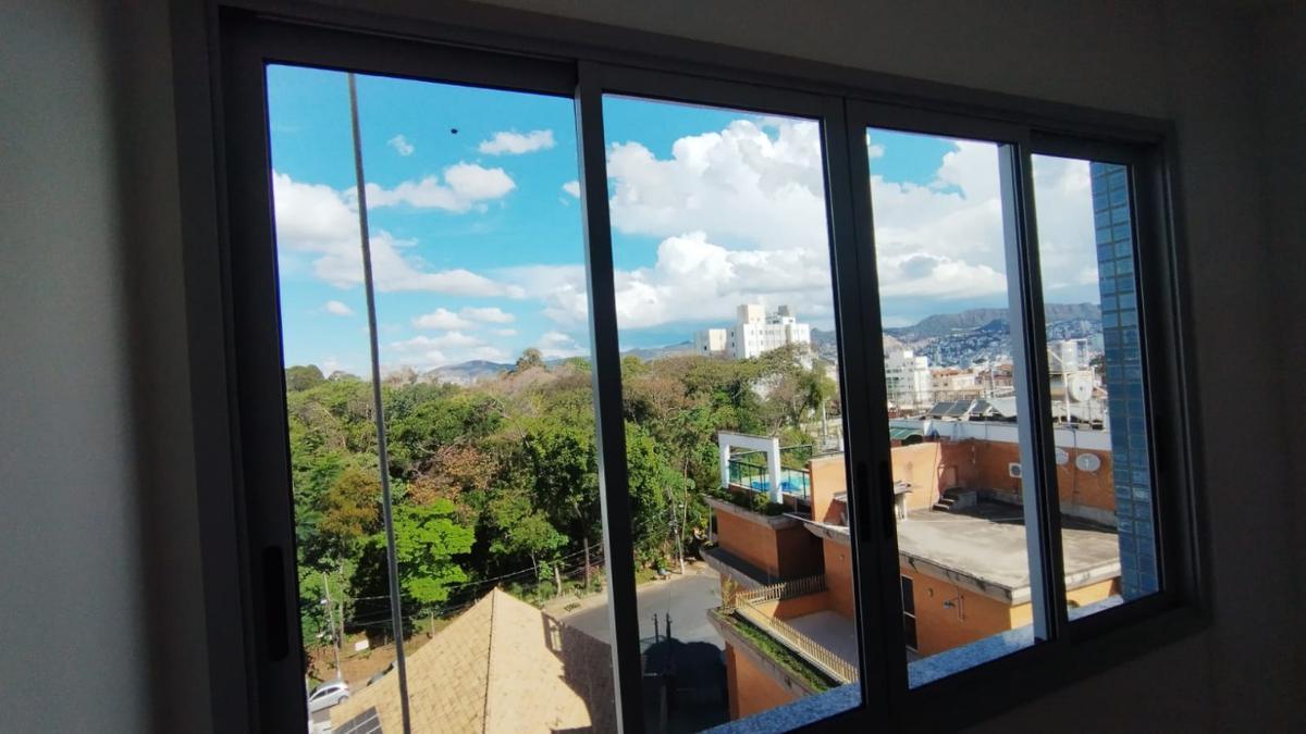 Apartamento, Sagrada Família, 3 Quartos, 2 Vagas, 1 Suíte