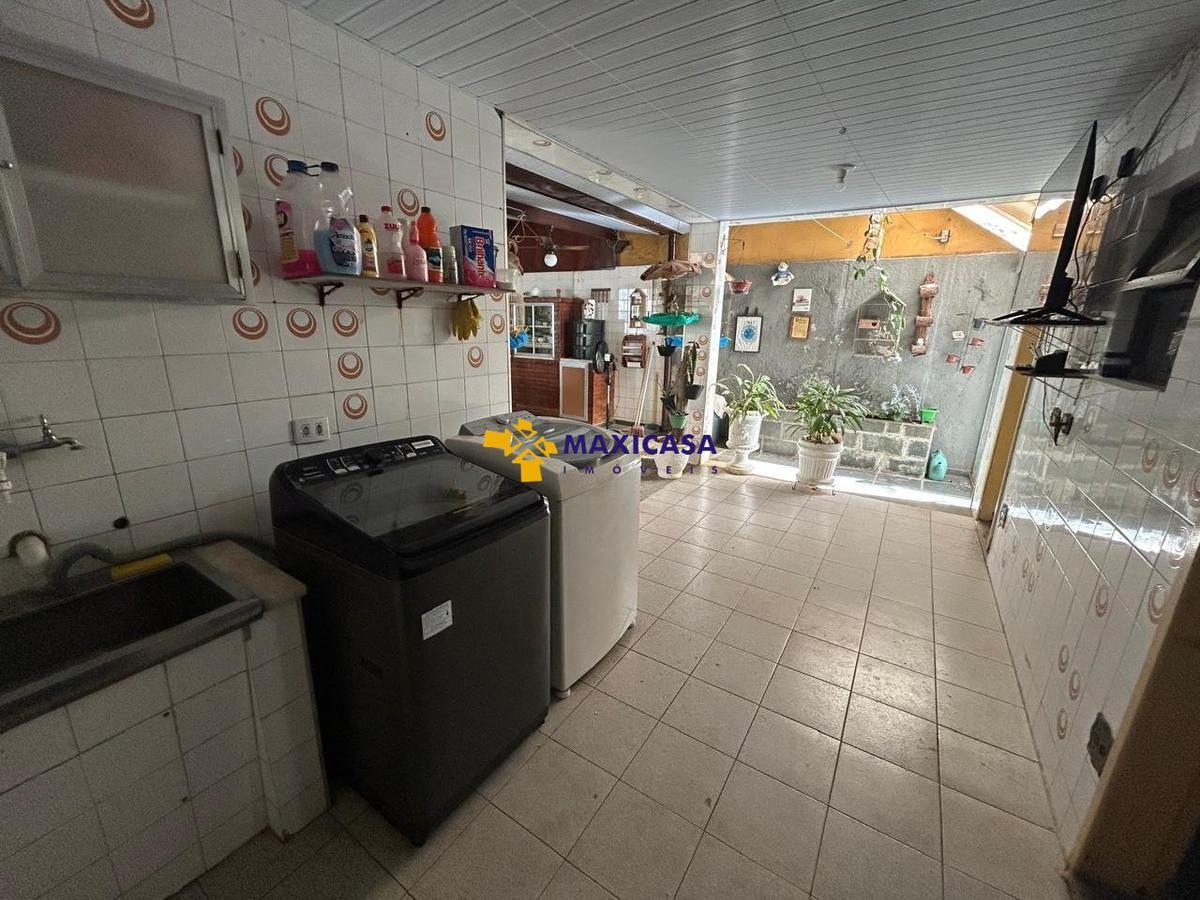 Casa, São José, 5 Quartos, 4 Vagas, 1 Suíte
