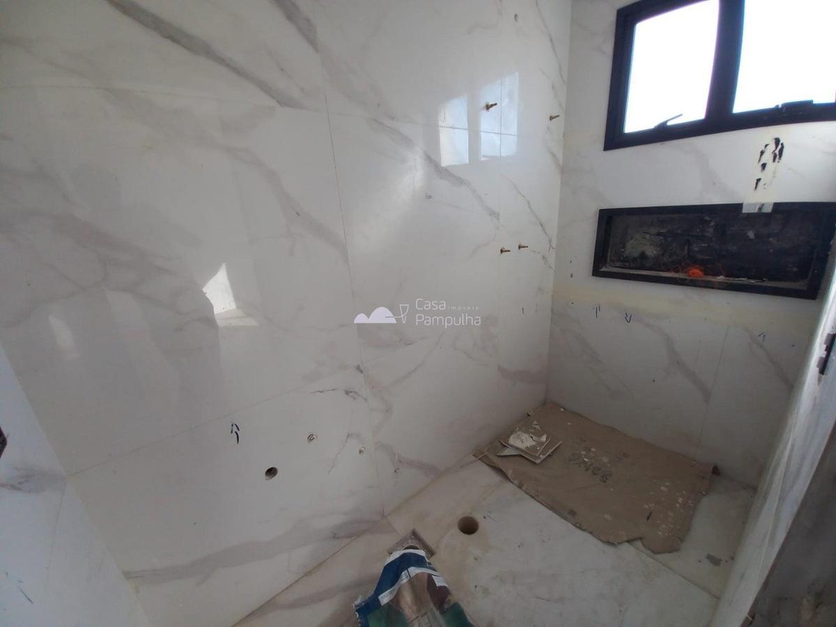 Casa, Trevo, 4 Quartos, 3 Vagas, 3 Suítes