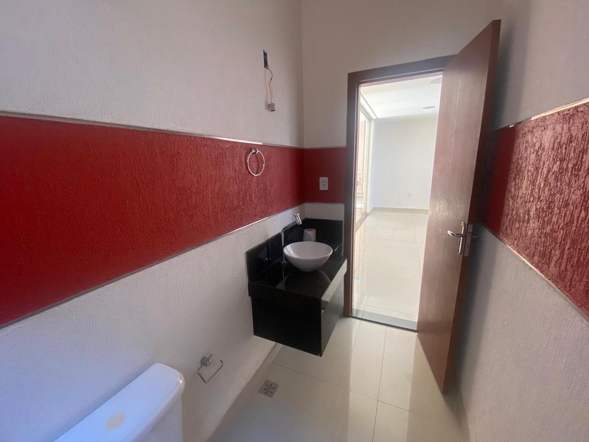 Casa, Trevo, 4 Quartos, 4 Vagas, 3 Suítes