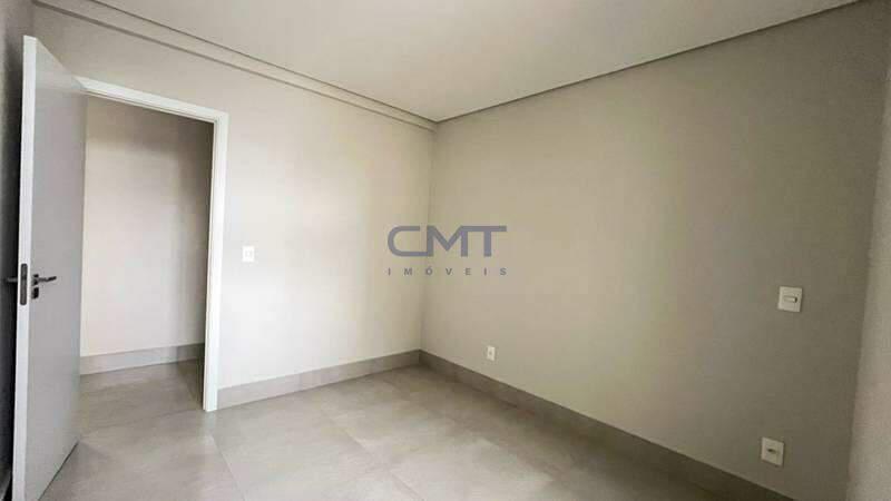 Apartamento, Centro, 2 Quartos, 0 Vaga, 1 Suíte