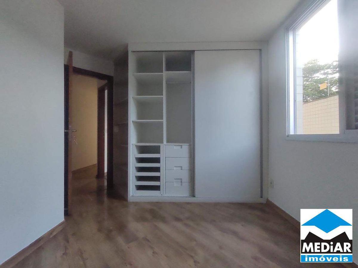 Apartamento, São José, 4 Quartos, 2 Vagas, 2 Suítes