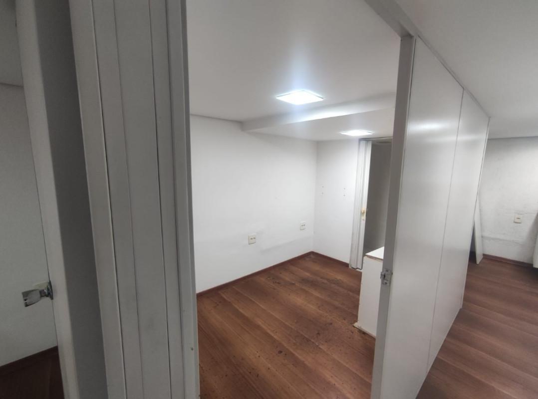 Andar, Grajaú, 0 Quarto, 0 Vaga