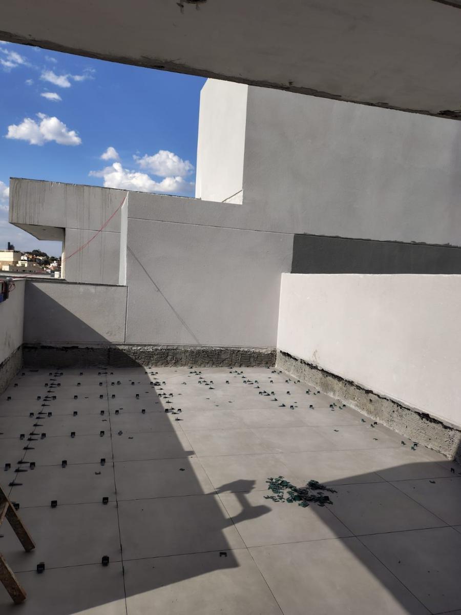 Cobertura, Castelo, 2 Quartos, 2 Vagas, 1 Suíte