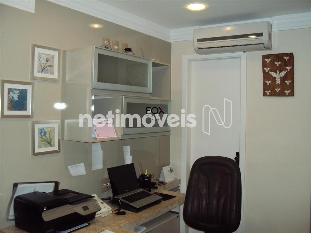 Sala, Barro Preto, 0 Quarto, 2 Vagas