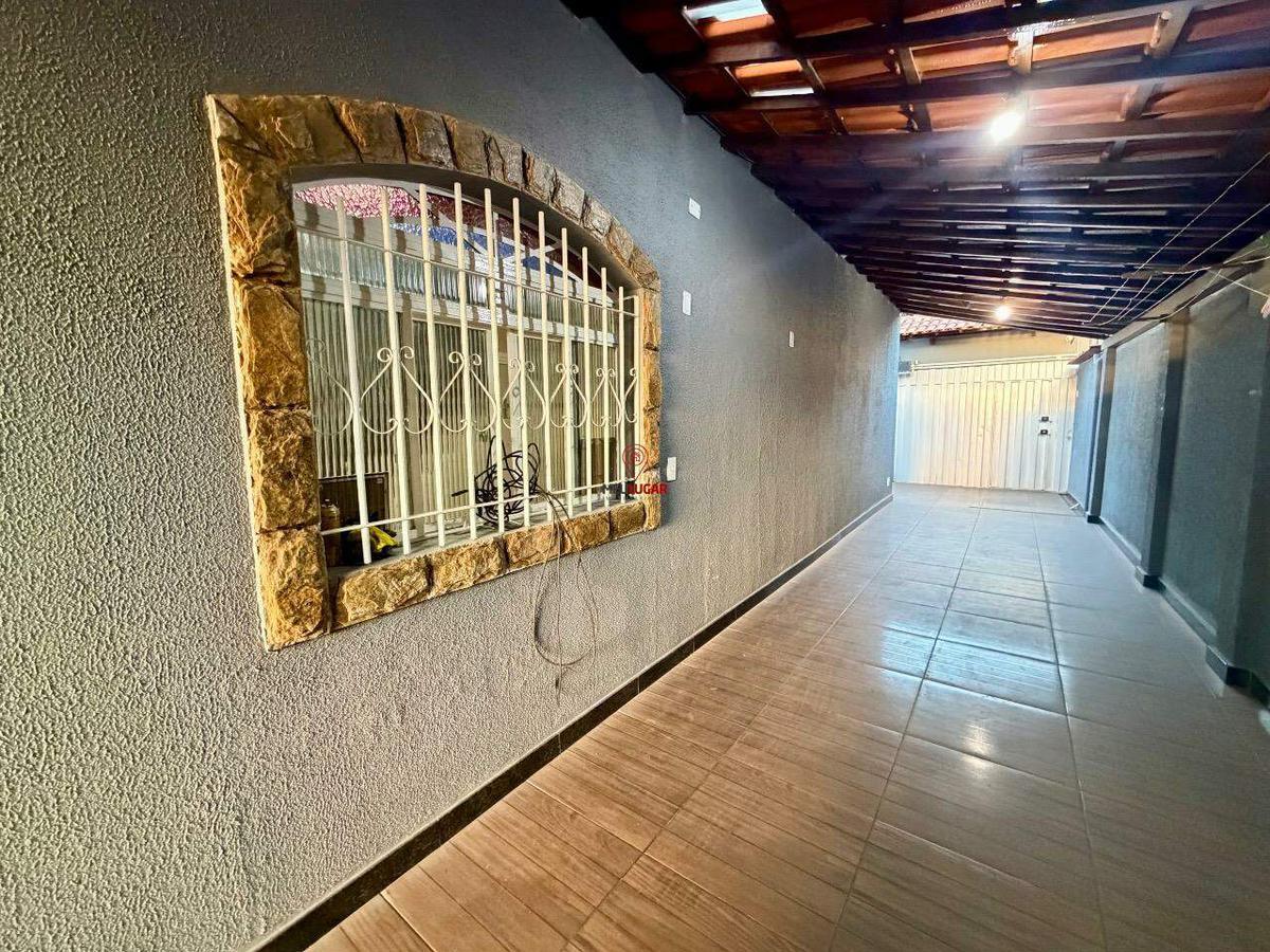 Casa, Itaipu, 3 Quartos, 3 Vagas, 1 Suíte