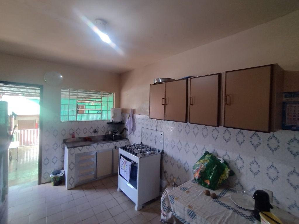 Casa, Itacolomi, 3 Quartos, 2 Vagas, 1 Suíte