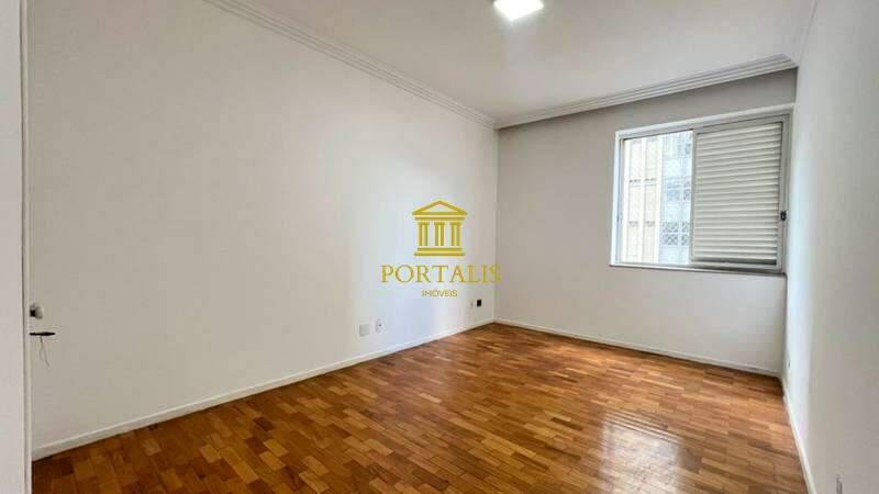 Apartamento, Centro, 4 Quartos, 2 Vagas, 1 Suíte