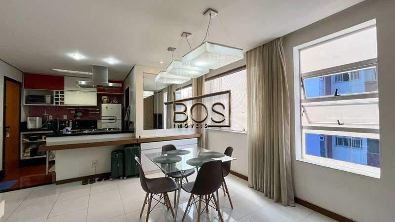 Apartamento, Funcionários, 2 Quartos, 2 Vagas, 1 Suíte