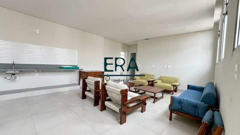 Cobertura, Centro, 2 Quartos, 0 Vaga, 4 Suítes