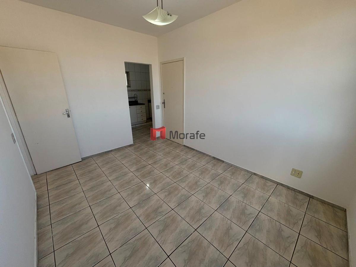 Apartamento, Carlos Prates, 2 Quartos, 1 Vaga