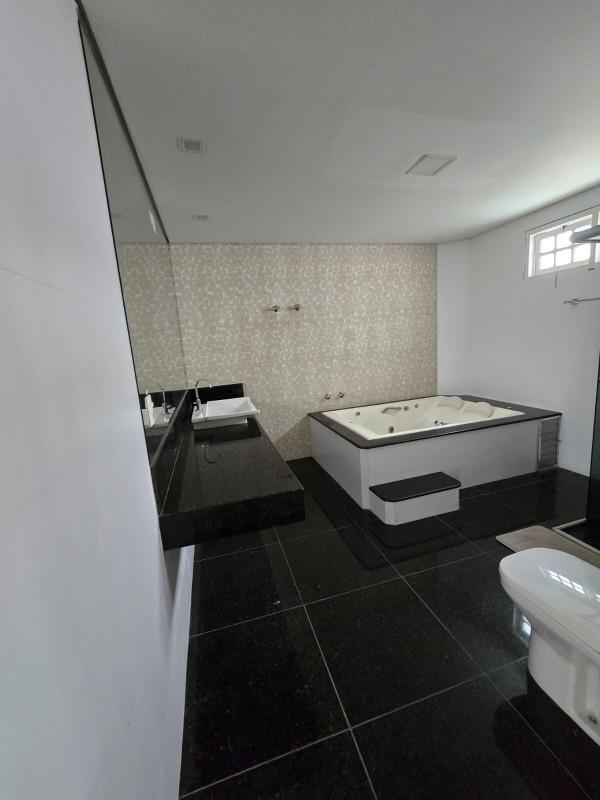 Casa, Cabral, 4 Quartos, 4 Vagas, 3 Suítes