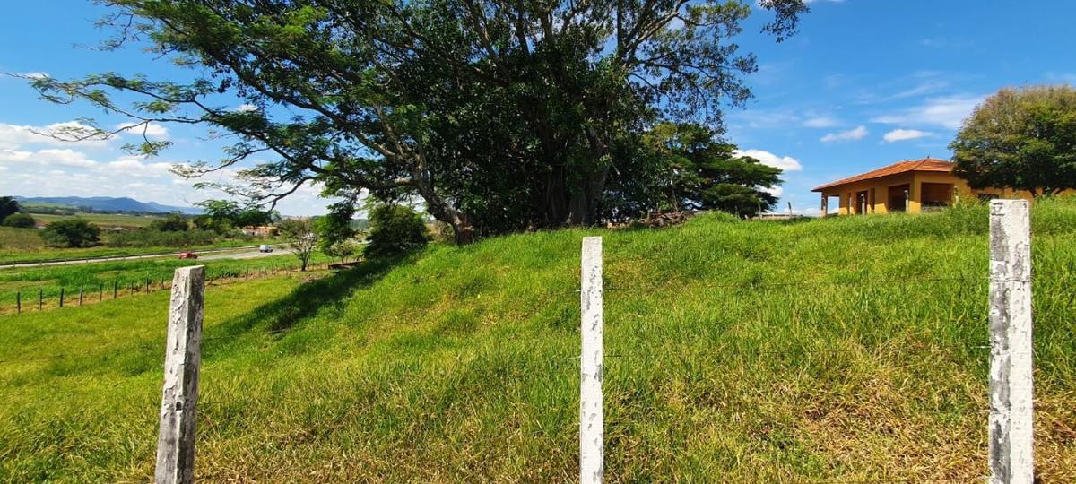 Fazenda, Centro, 4 Quartos, 2 Vagas, 1 Suíte