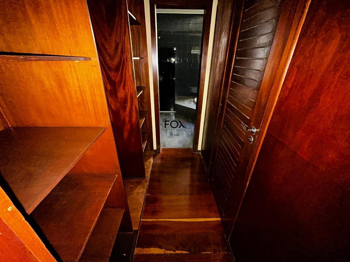 Casa, Santa Lúcia, 4 Quartos, 6 Vagas, 2 Suítes