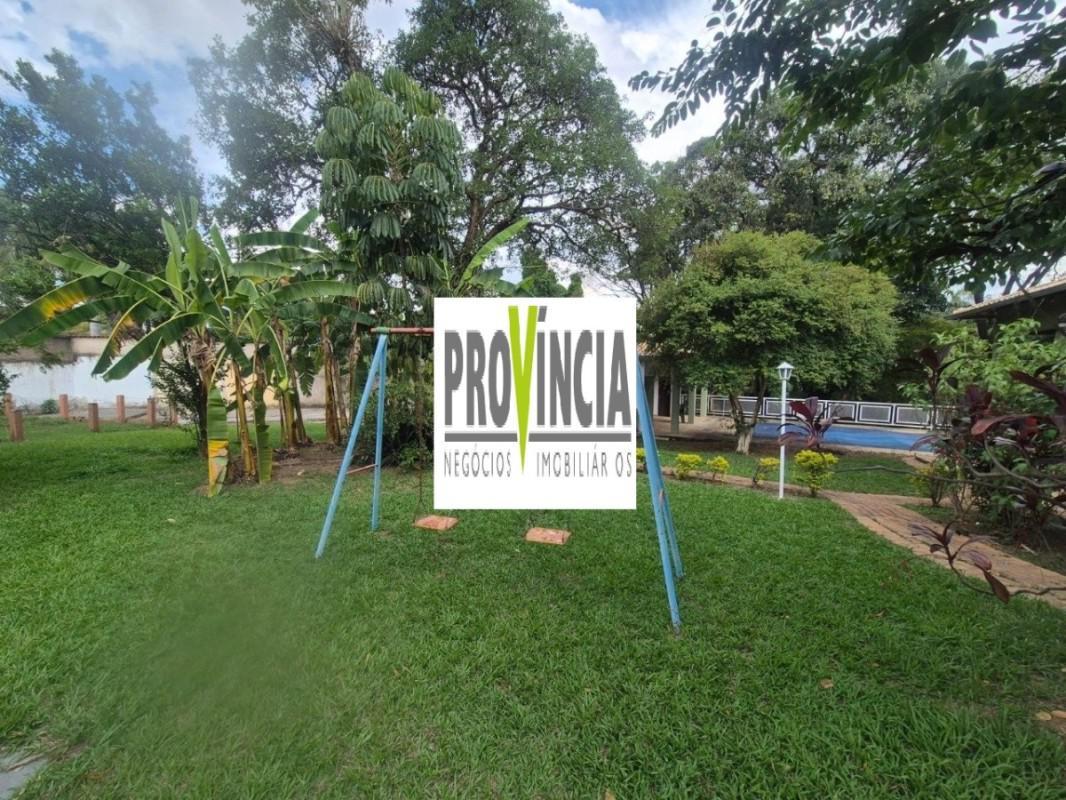 Casa, Braúnas, 3 Quartos, 10 Vagas, 1 Suíte