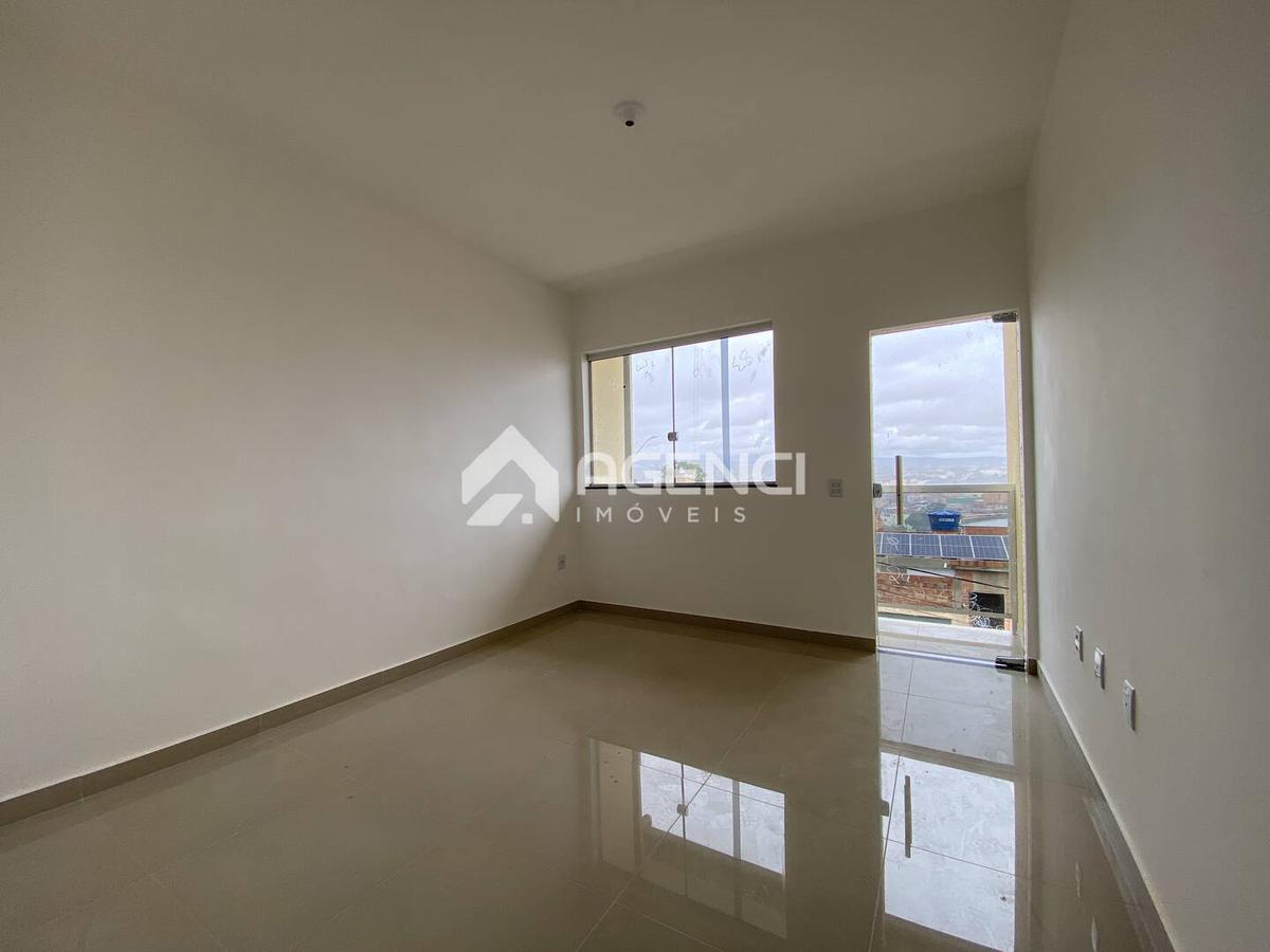 Casa, Cabral, 3 Quartos, 0 Vaga, 1 Suíte