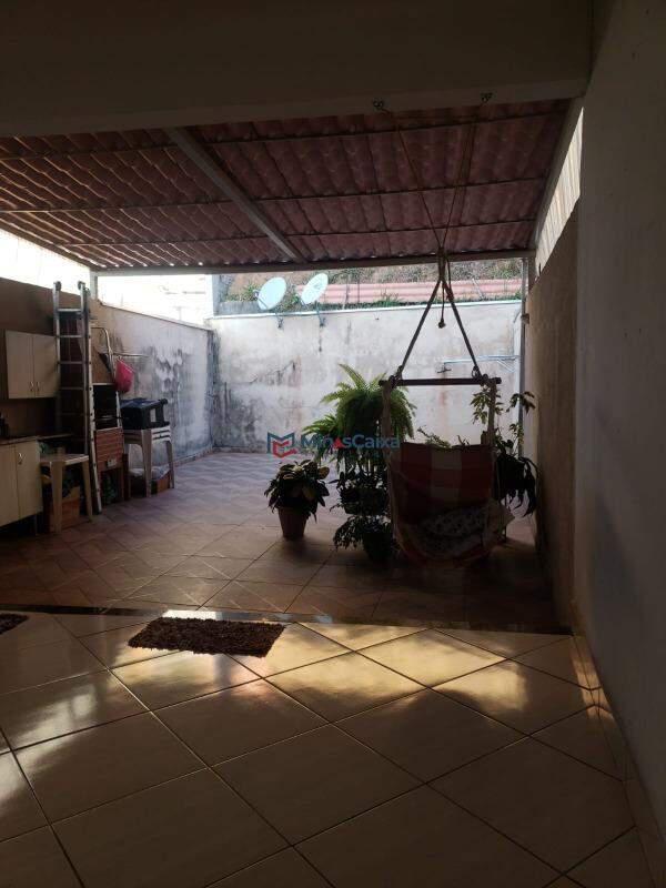 Casa, Primavera, 3 Quartos, 1 Vaga, 1 Suíte