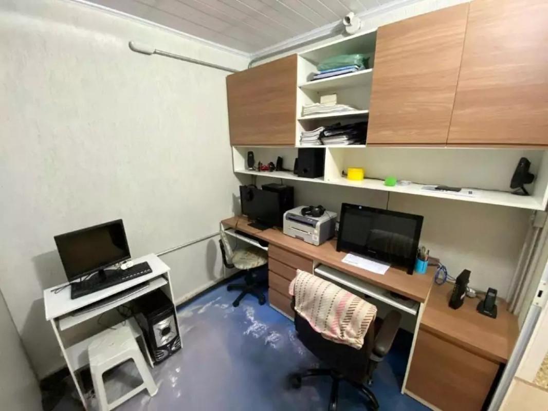 Casa, Teixeira Dias (barreiro), 3 Quartos, 3 Vagas, 1 Suíte