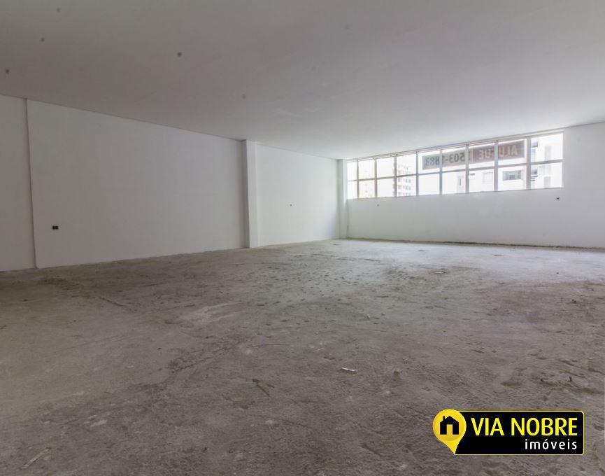 Sala, Centro