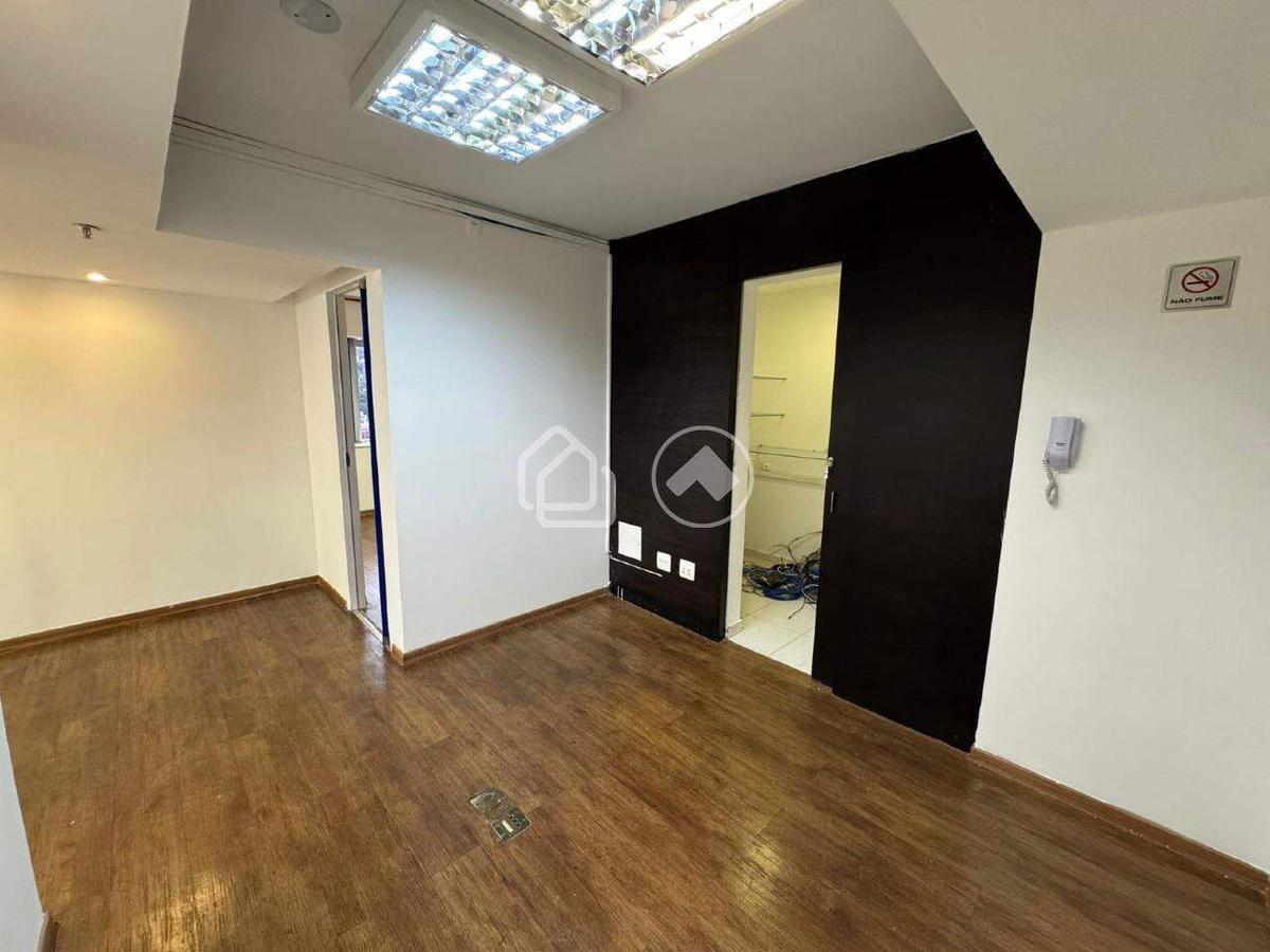 Sala, Estoril, 6 Vagas