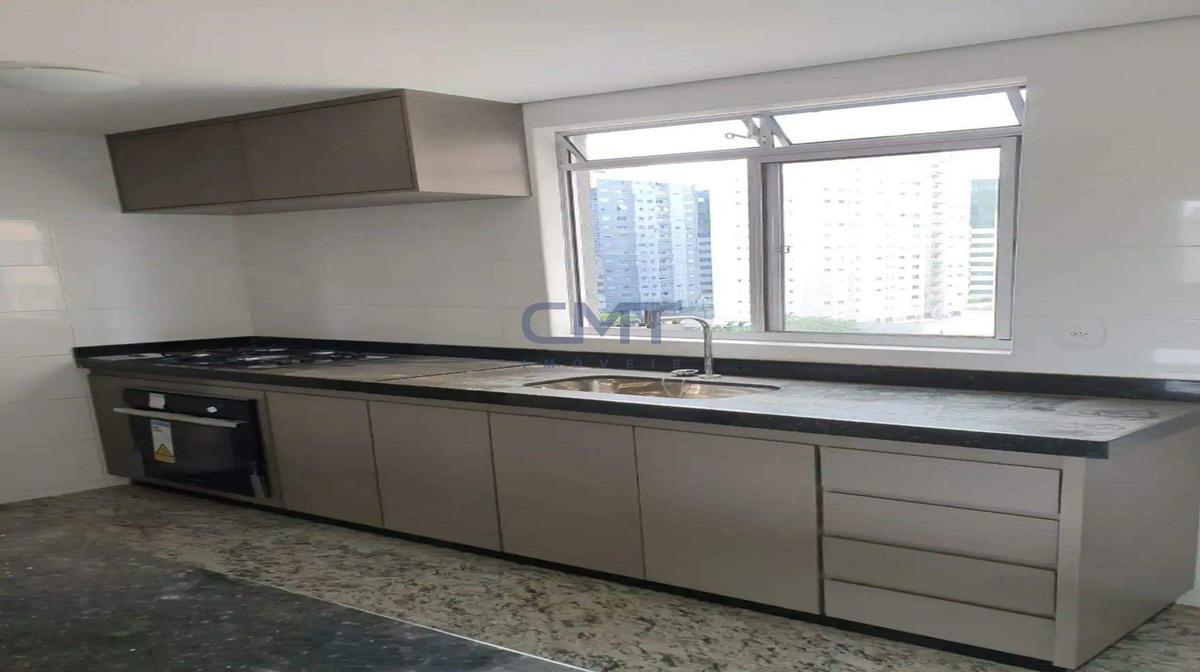 Cobertura, Savassi, 3 Quartos, 2 Vagas, 2 Suítes
