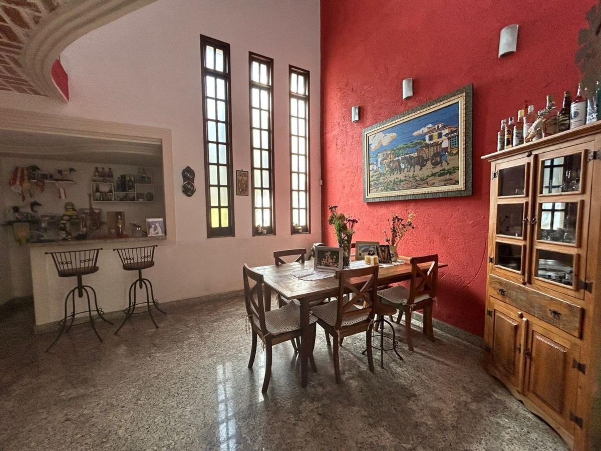 Casa, Pirajá, 4 Quartos, 4 Vagas, 2 Suítes