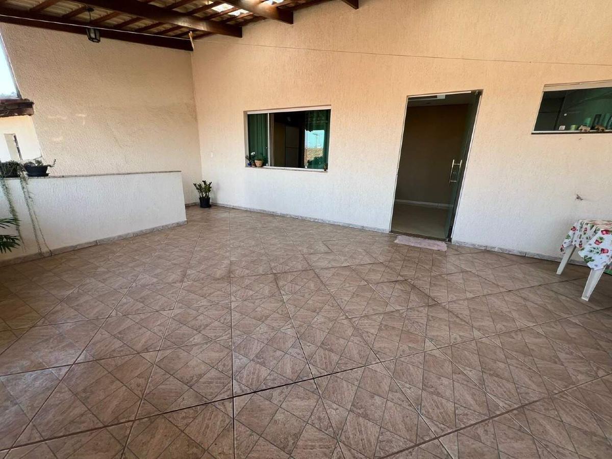Casa, Teixeira Dias, 4 Quartos, 2 Vagas, 1 Suíte