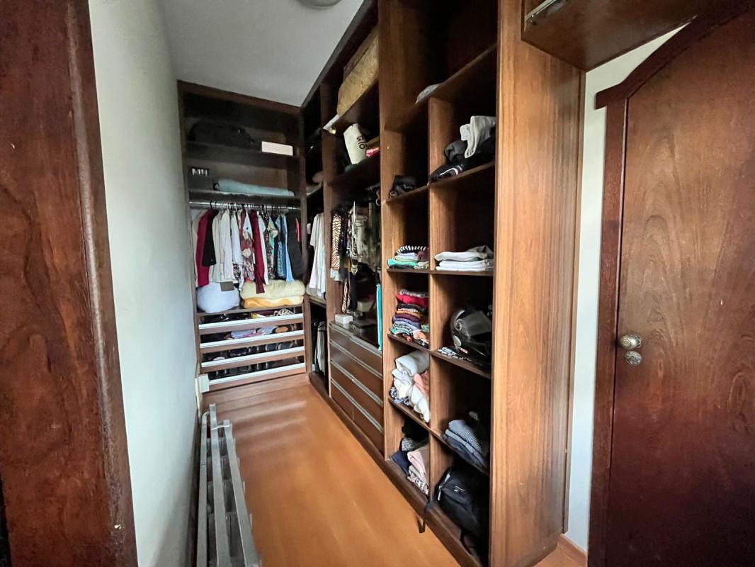 Casa, Jardim Riacho das Pedras, 4 Quartos, 4 Vagas, 1 Suíte