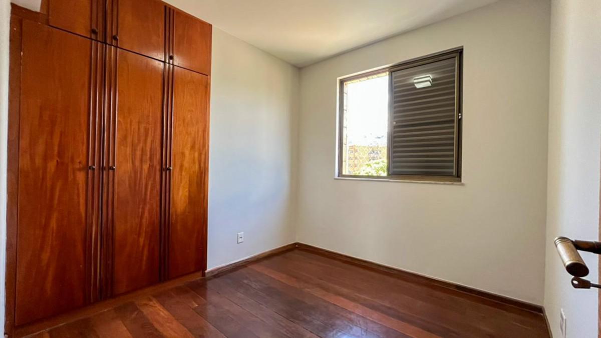 Apartamento, Cruzeiro, 4 Quartos, 2 Vagas, 1 Suíte