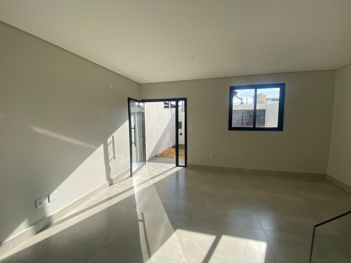 Casa, Itapoã, 3 Quartos, 2 Vagas, 1 Suíte