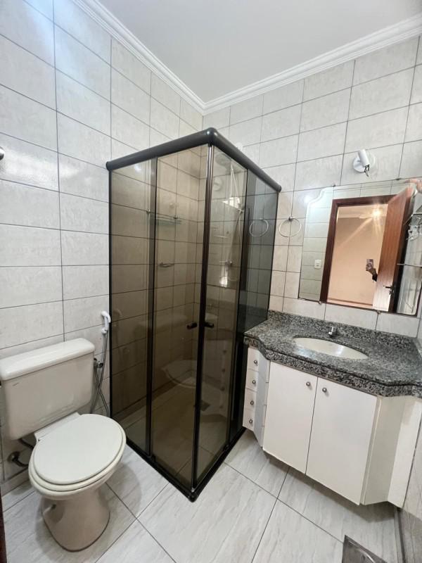 Casa, Castelo, 3 Quartos, 1 Vaga, 1 Suíte