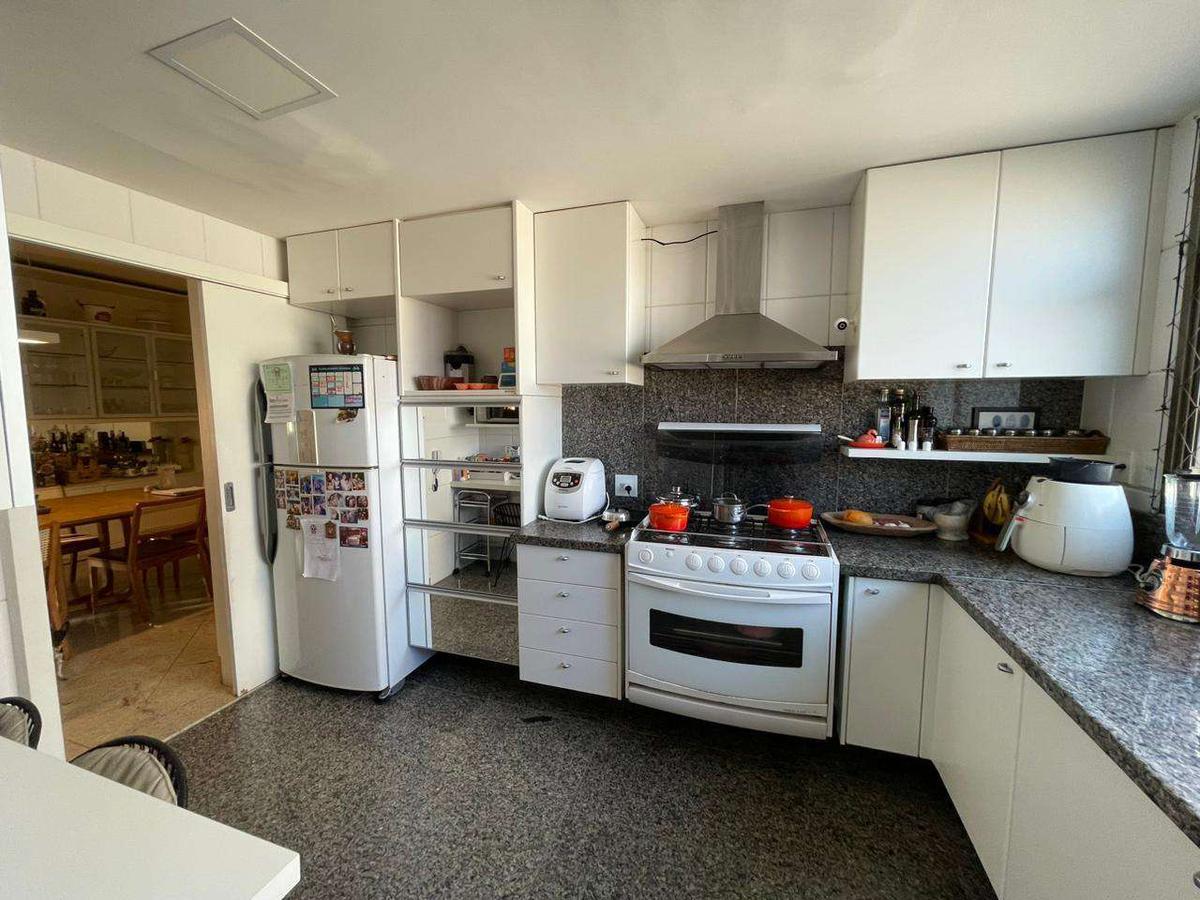 Apartamento, Anchieta, 4 Quartos, 3 Vagas, 3 Suítes