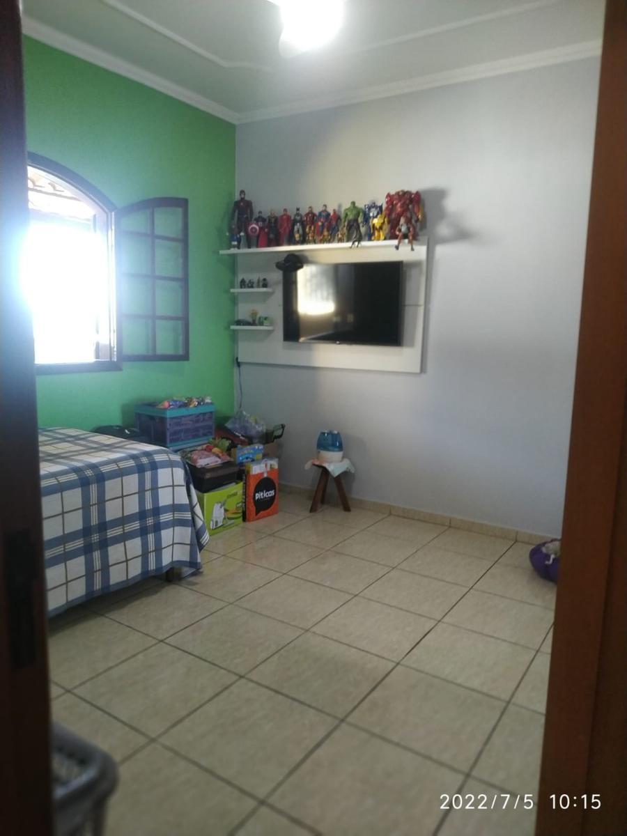 Casa, Vista Alegre, 5 Quartos, 8 Vagas, 1 Suíte
