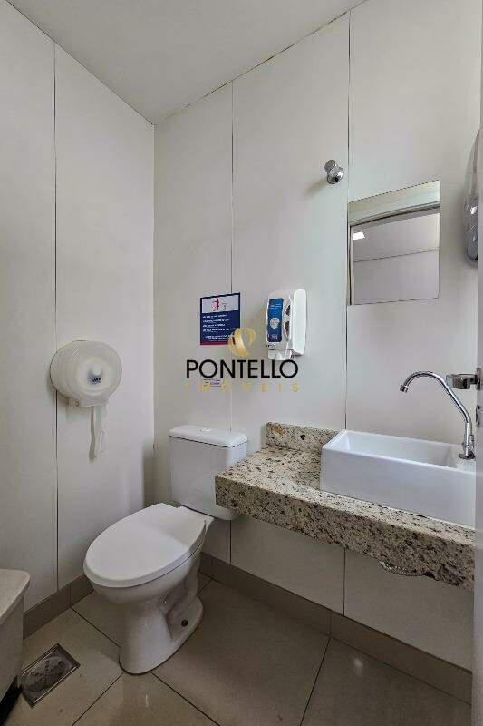 Sala, Estoril, 0 Quarto, 6 Vagas