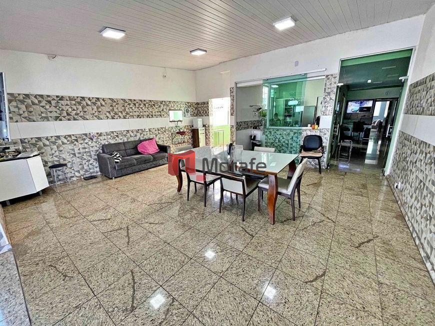 Casa, Dom Bosco, 5 Quartos, 2 Vagas, 2 Suítes