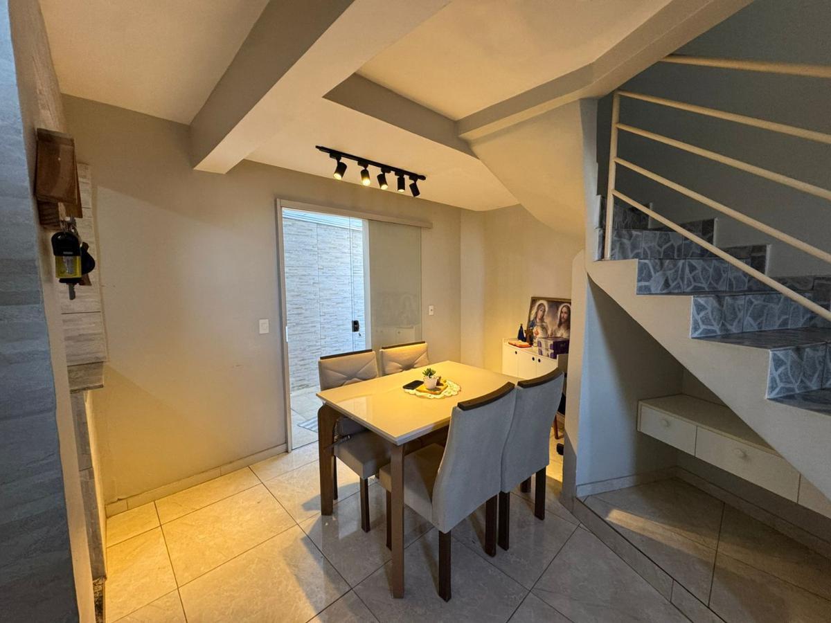 Casa, Cachoeirinha, 2 Quartos, 2 Vagas
